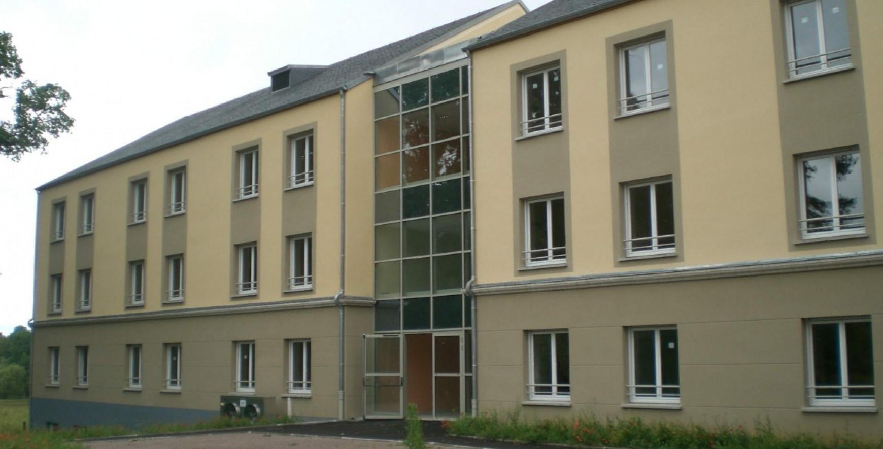LE RECONFORT MAISON DE CONVALESCENCE / EXTENSION DU BATIMENT Ai2B LE RECONFORT MAISON DE CONVALESCENCE / EXTENSION DU BATIMENT Ai2B